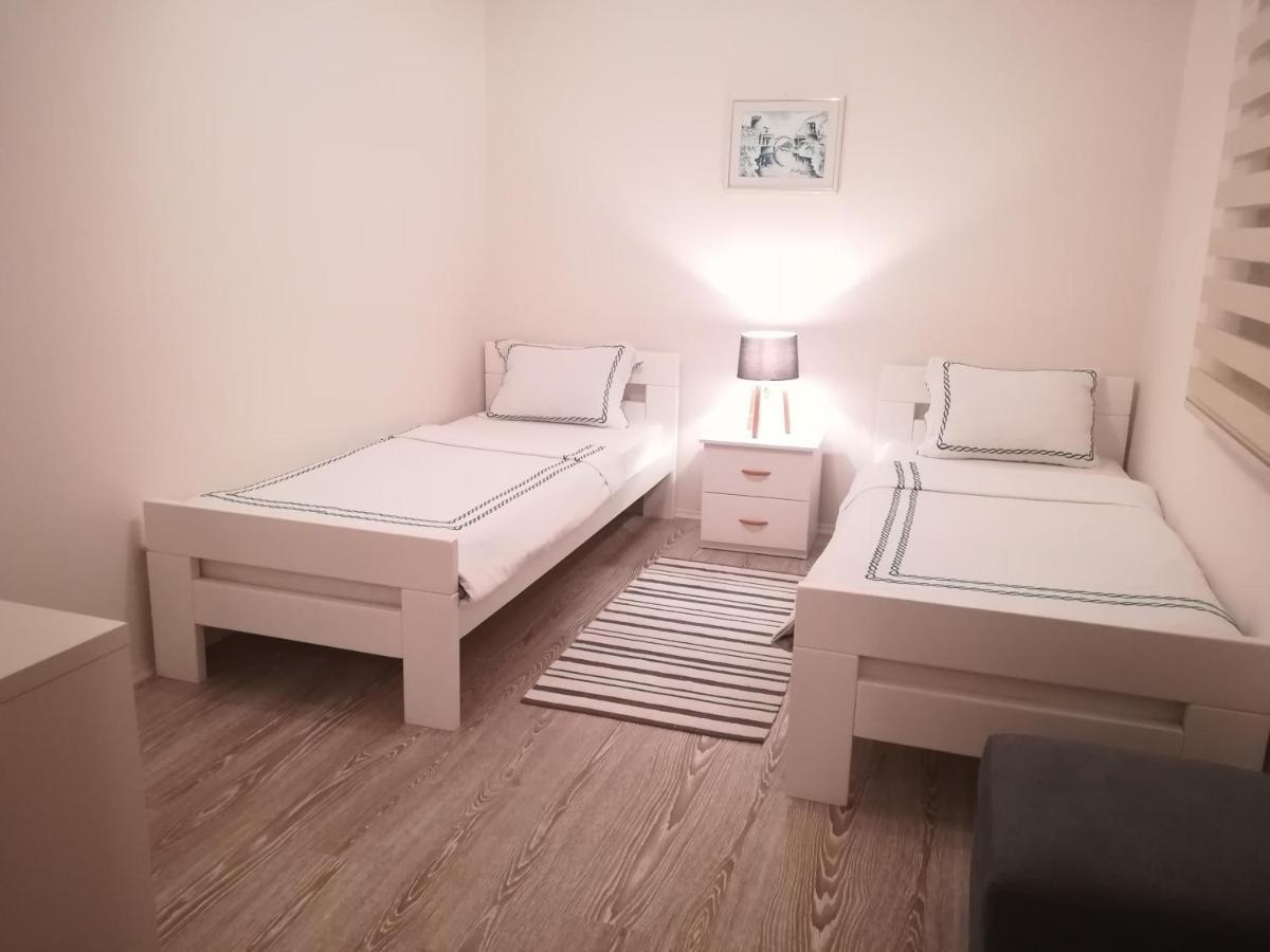 Skyline Apartments Мостар Екстериор снимка